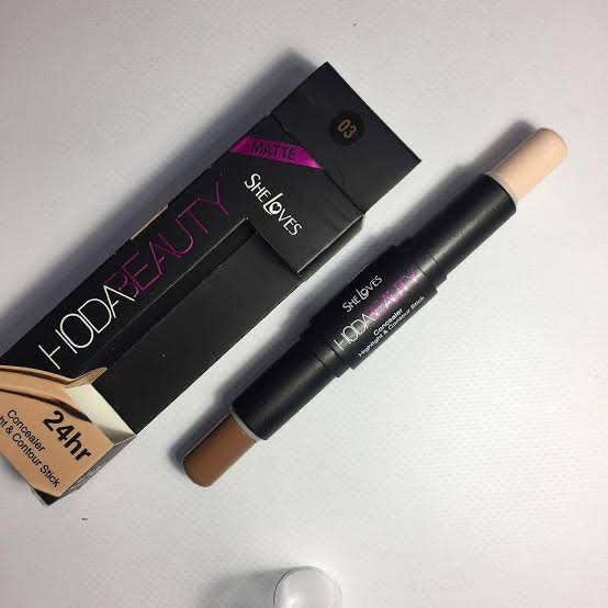  HUDA BEAUTY CONCEALER & CONTOUR STICK 24H 